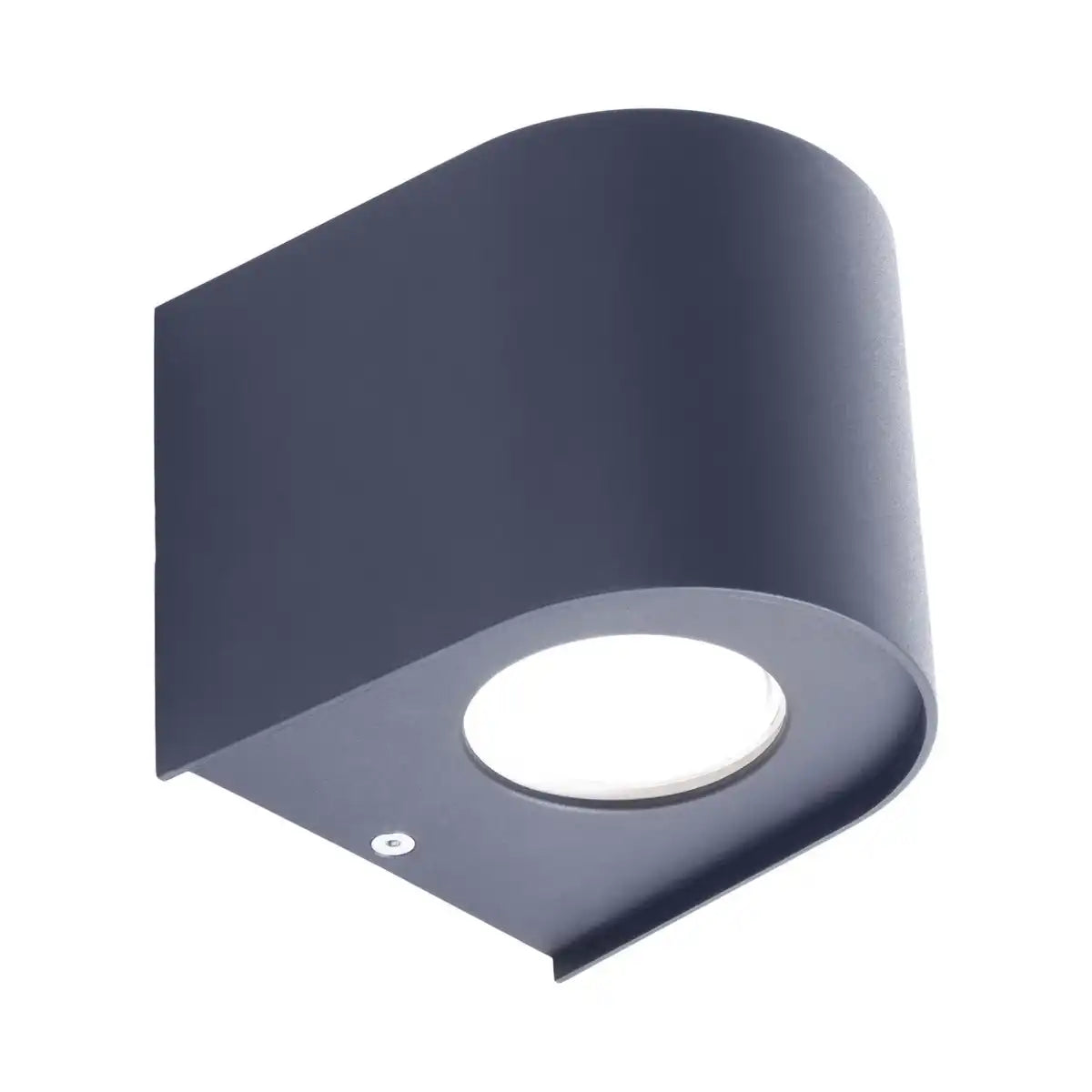 Die LED Außenwandleuchte "ALECTO" misst 10,5 x 11,7 cm und ist 10 cm hoch. Sie besteht aus einem hochwertigen Kunststoff mit einer leicht strukturierten Oberfläche, die wie lackiert wirkt. Zeitloses Schwarz macht die Leuchte universell einsetzbar.