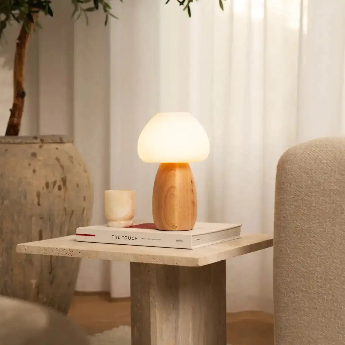 Bärenhellbraun stilvolle wiederaufladbare Lampe-schnurlos, dimmbar, umweltfreundliches Design