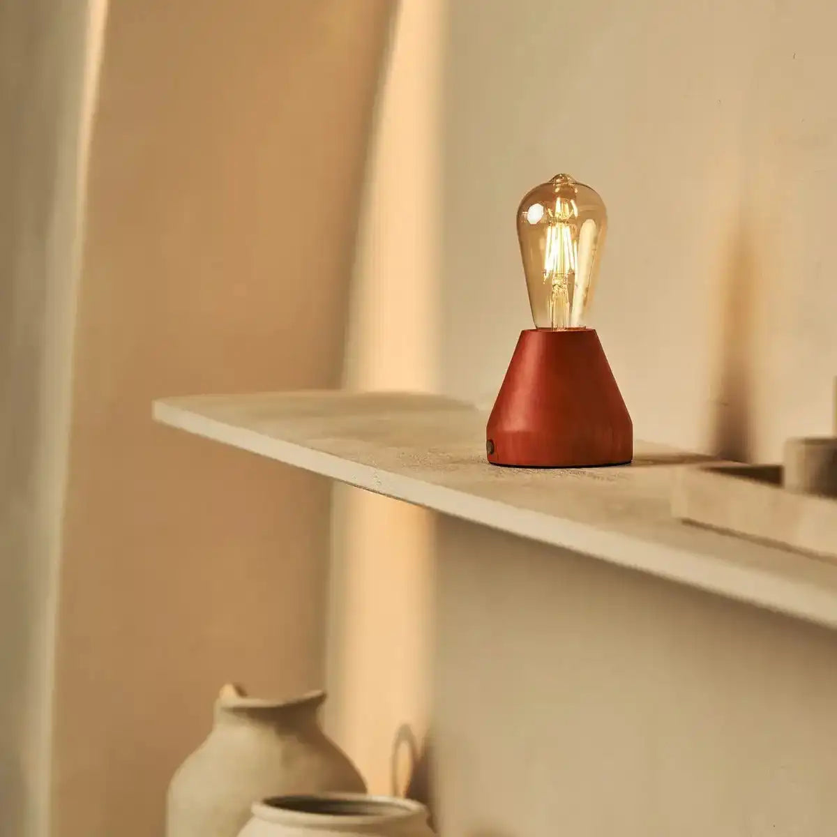 Zavi Chestnut Brown wiederaufladbare LED-Tischlampe-schnurlos, dimmbar, 100-Stunden-Batterie