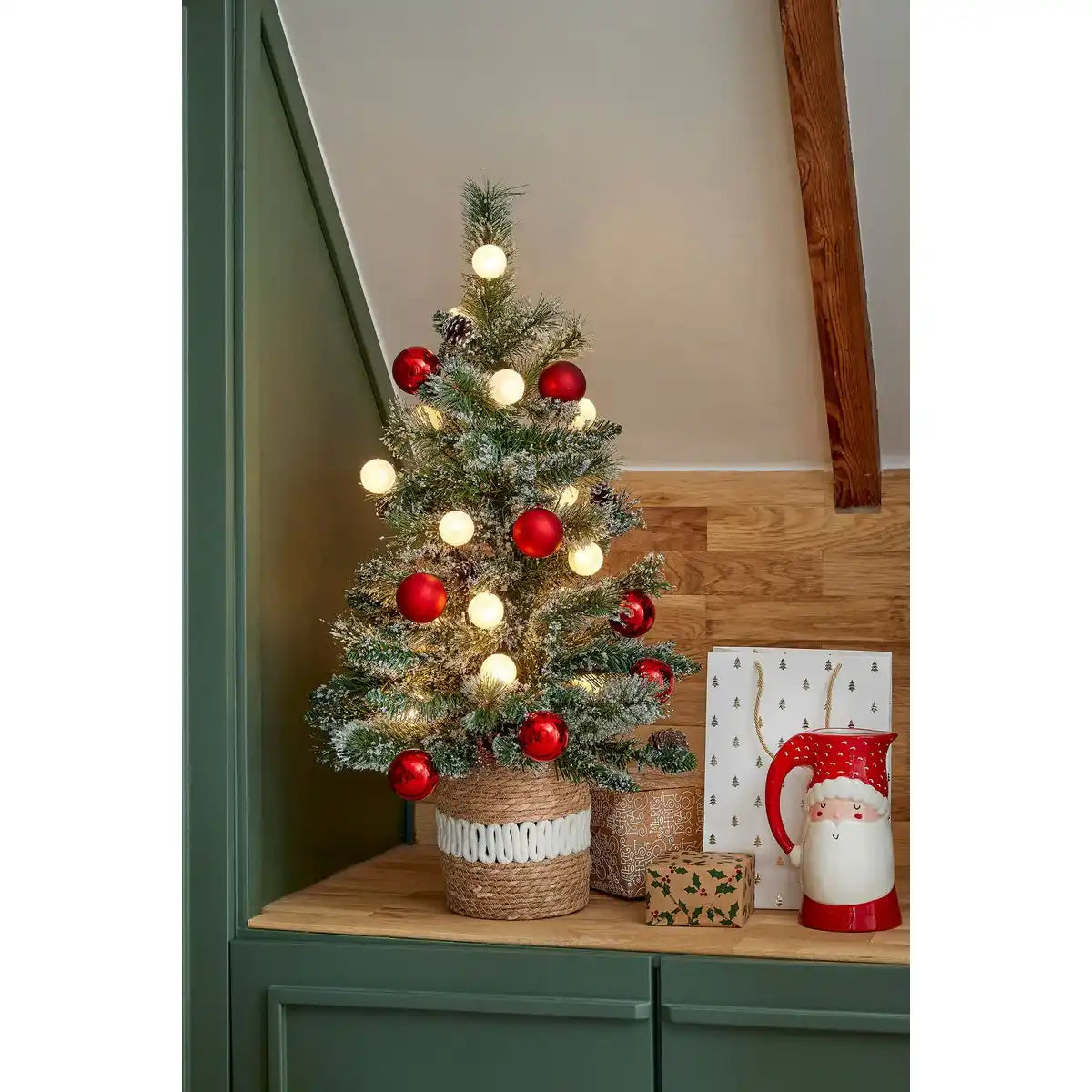 Künstlicher Weihnachtsbaum im Topf mit LED-Beleuchtung – H90 x Ø51 cm – Grün gefrostet, Rot