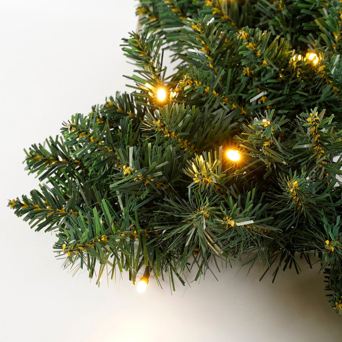 Weihnachtskranz Stern mit LED-Beleuchtung – Ø60 cm – Grün