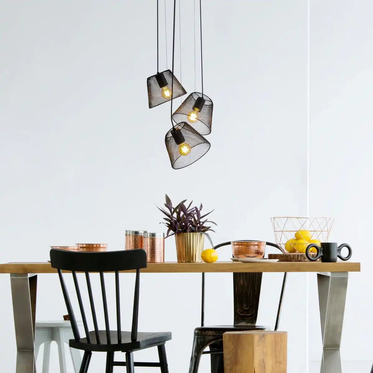 3er Pendelleuchte "KORIE" Pendellampe aus Metall in Schwarz, mit E27-Fassungen, Ø30cm, für Wohnbereich und Büro.