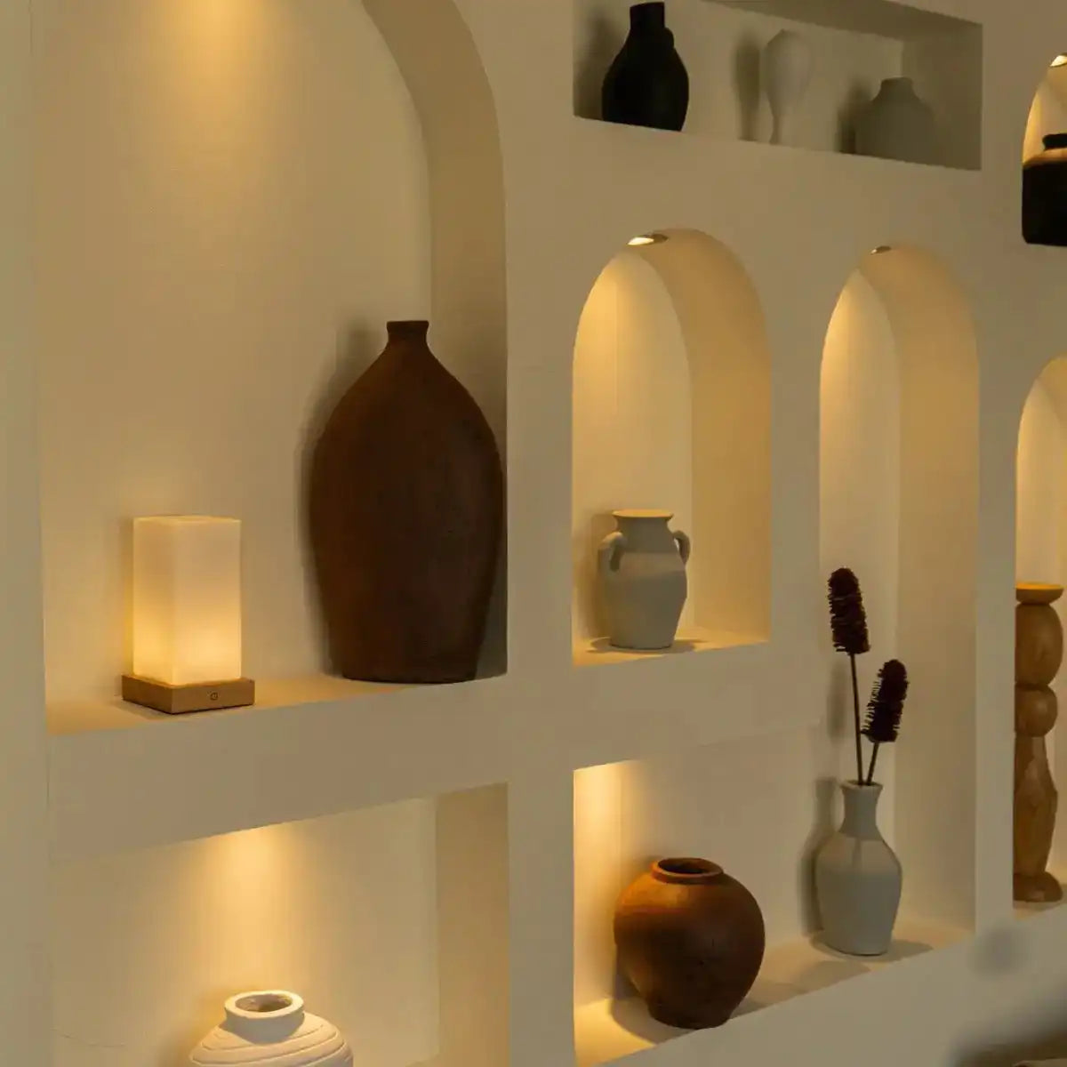 Zayn Hellbraun Holz wiederaufladbare Lampe dimmabel & kabellos & gute Batterie