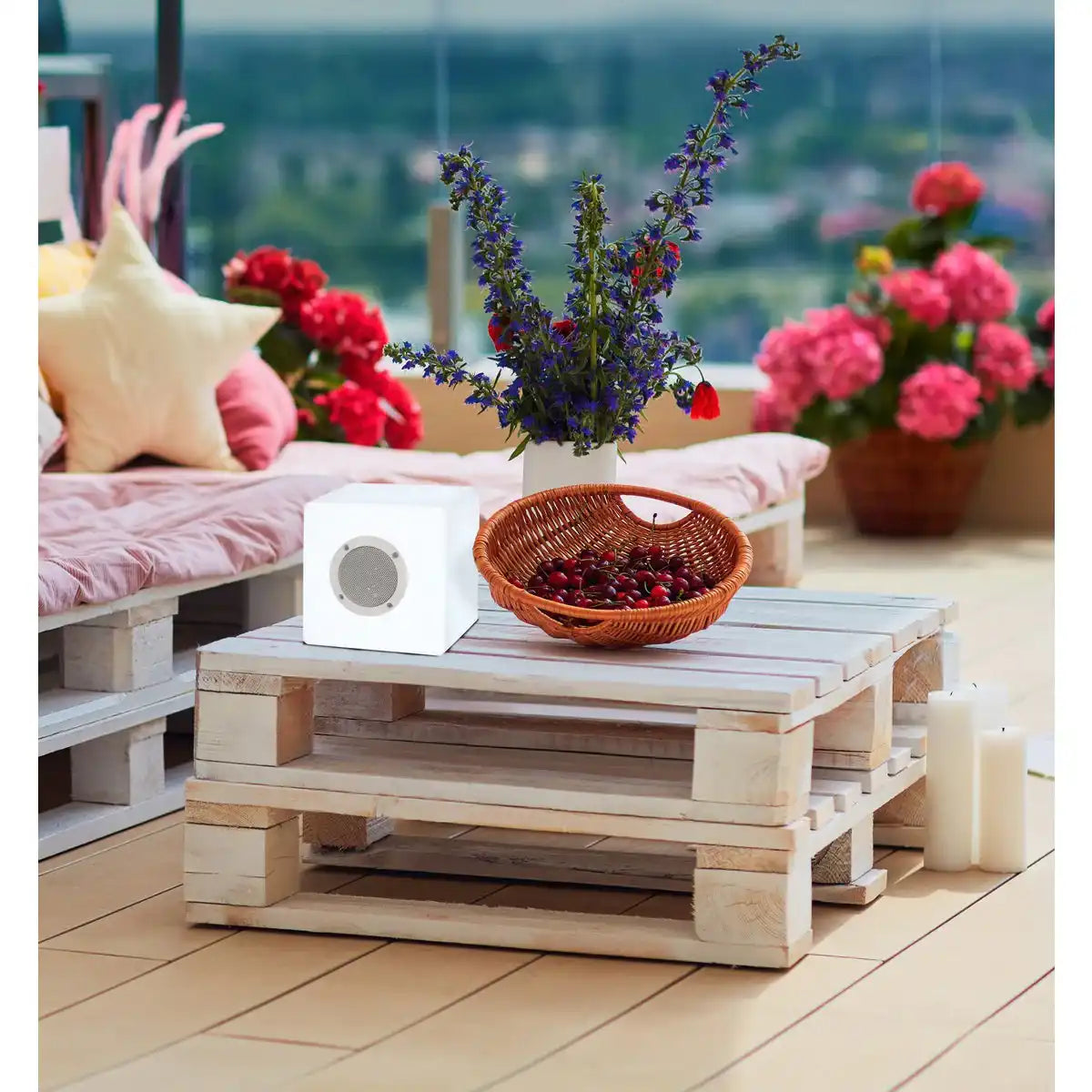Deko-Würfel mit Bluetooth "CUBE" aus Metall und Kunststoff, mit Farbwechsler und integrierten LEDs