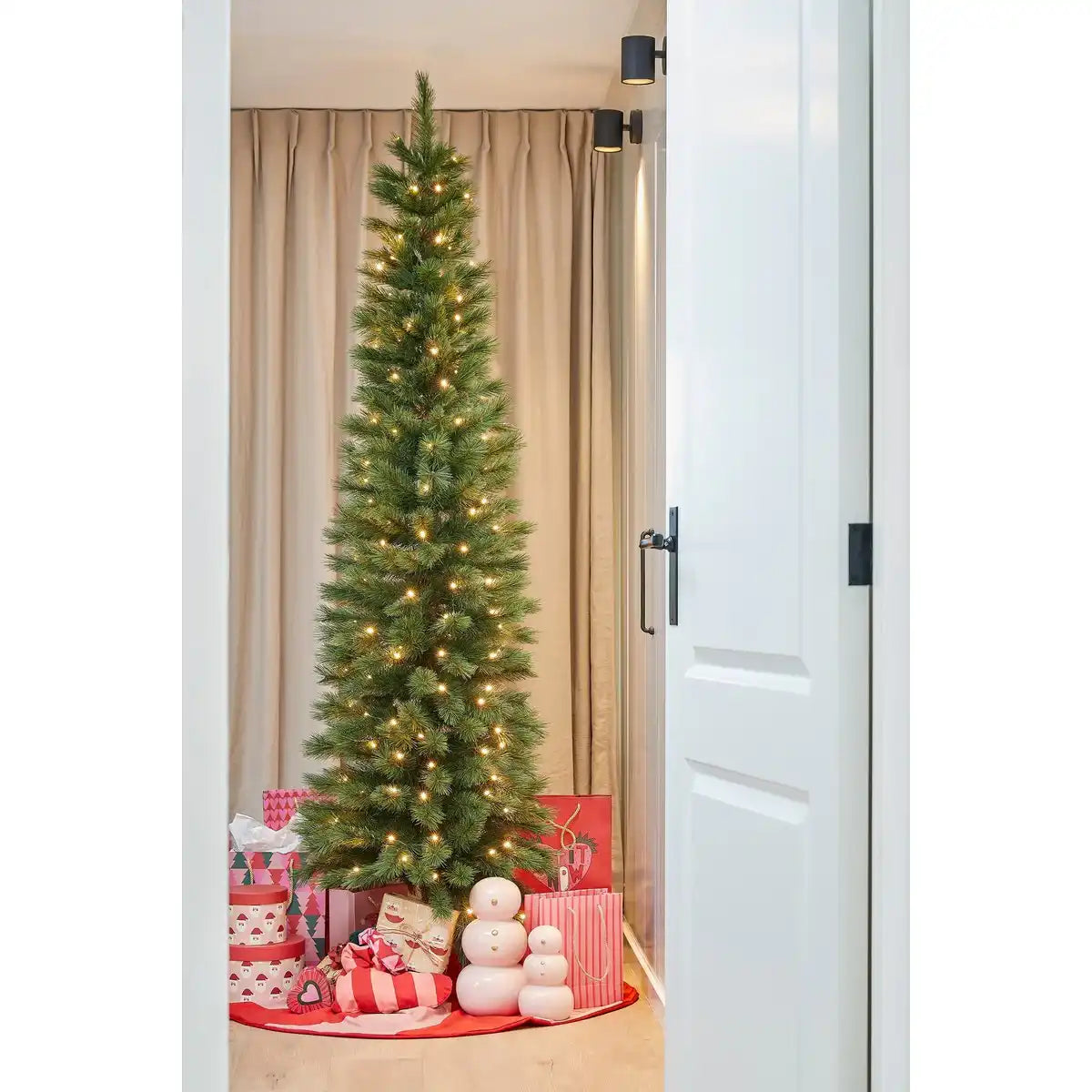 Künstlicher Weihnachtsbaum von Sotka – H230 x Ø64 cm – Grün