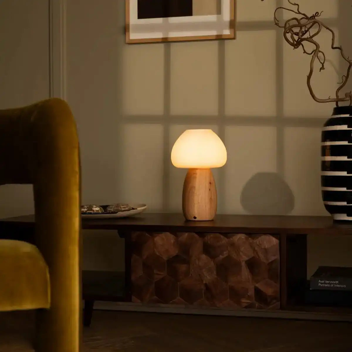 Bärenhellbraun stilvolle wiederaufladbare Lampe-schnurlos, dimmbar, umweltfreundliches Design