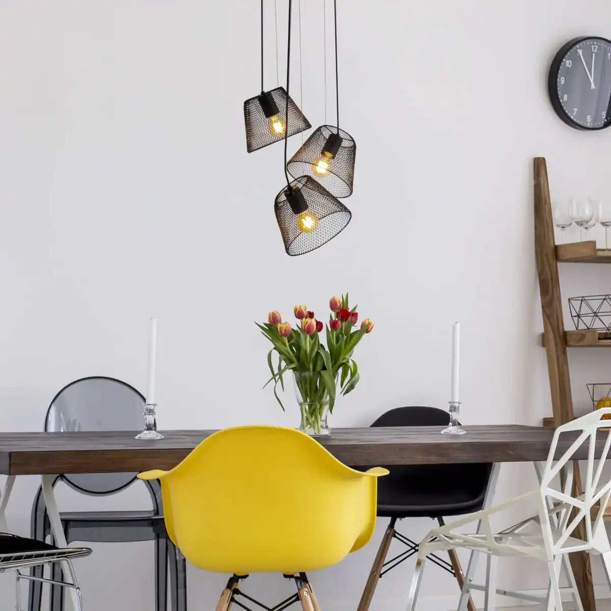 3er Pendelleuchte "KORIE" Pendellampe aus Metall in Schwarz, mit E27-Fassungen, Ø30cm, für Wohnbereich und Büro.