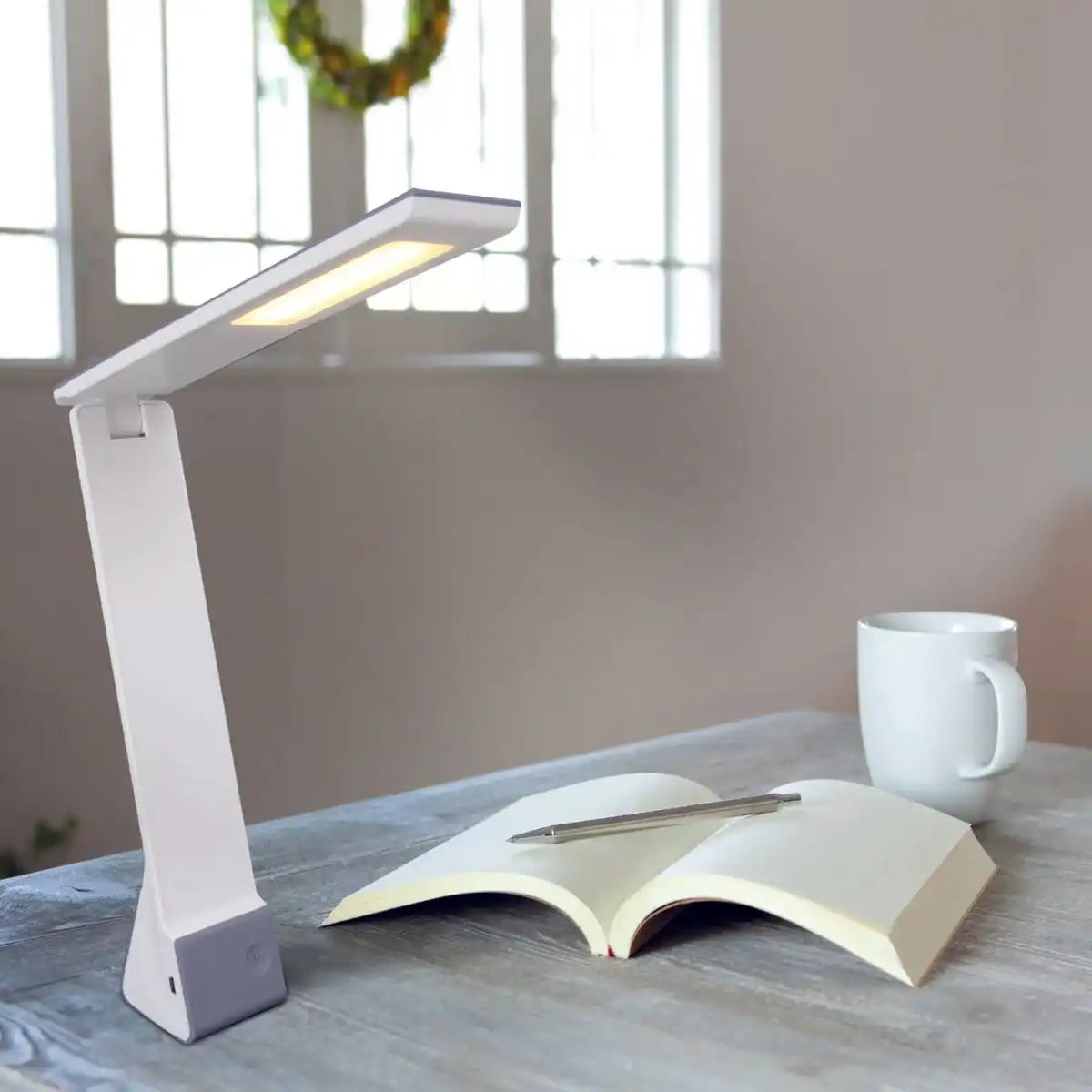 LED Akku-Tischleuchte "ULF" grau, aus Metall und Kunststoff in Grau und weiß, mit fest verbauten LEDs, 26 cm hoch, Lichtfarbe in 3 Stufen einstellbar