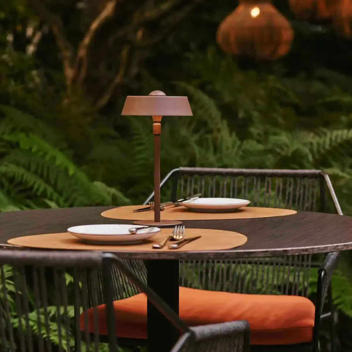Luca Mocha Brown - USB wiederaufladbare Lampe l minimalistisch, verspielt und dimmbar