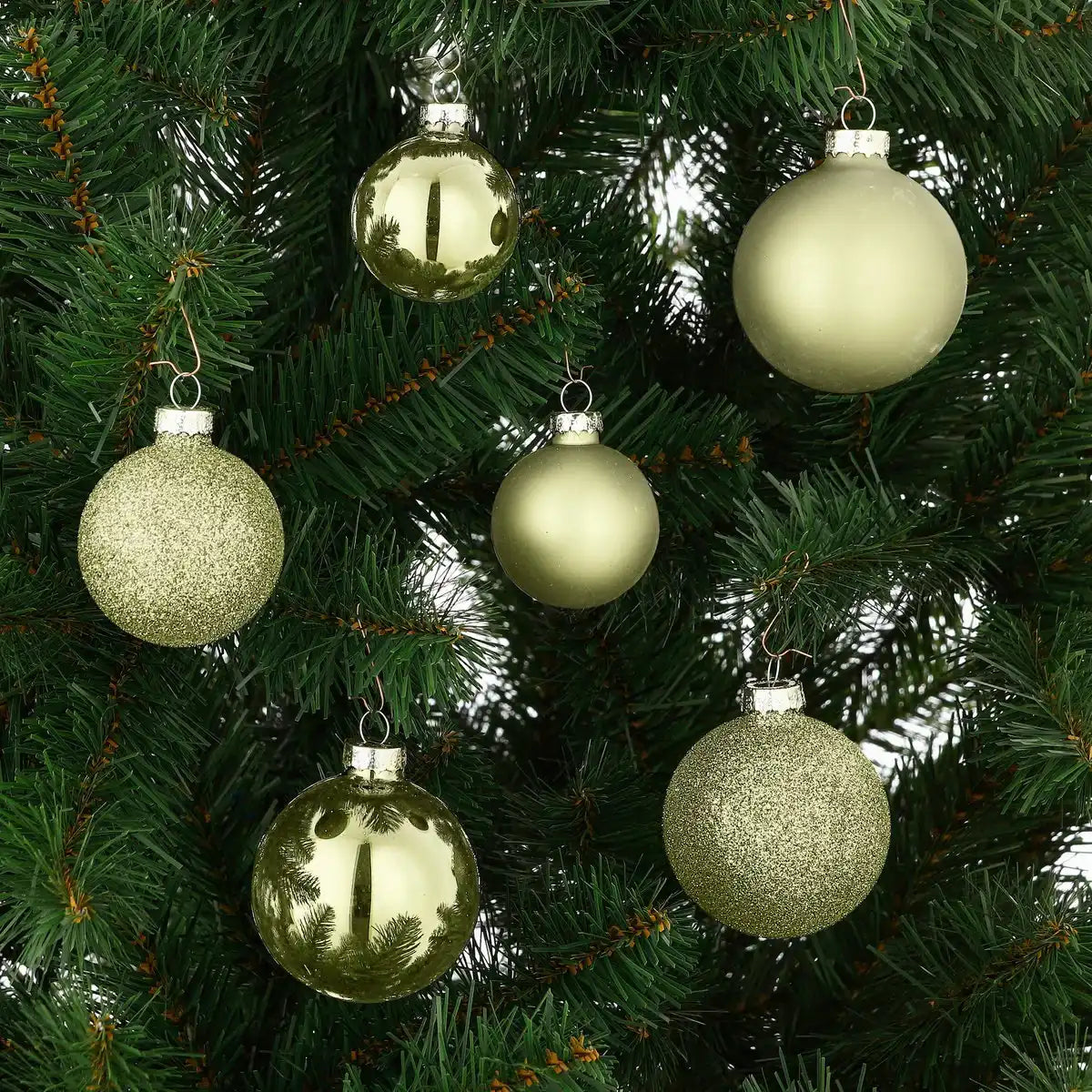 Weihnachtskugeln Set - 26 Stück - Ø7 cm - Glas - hellgrün