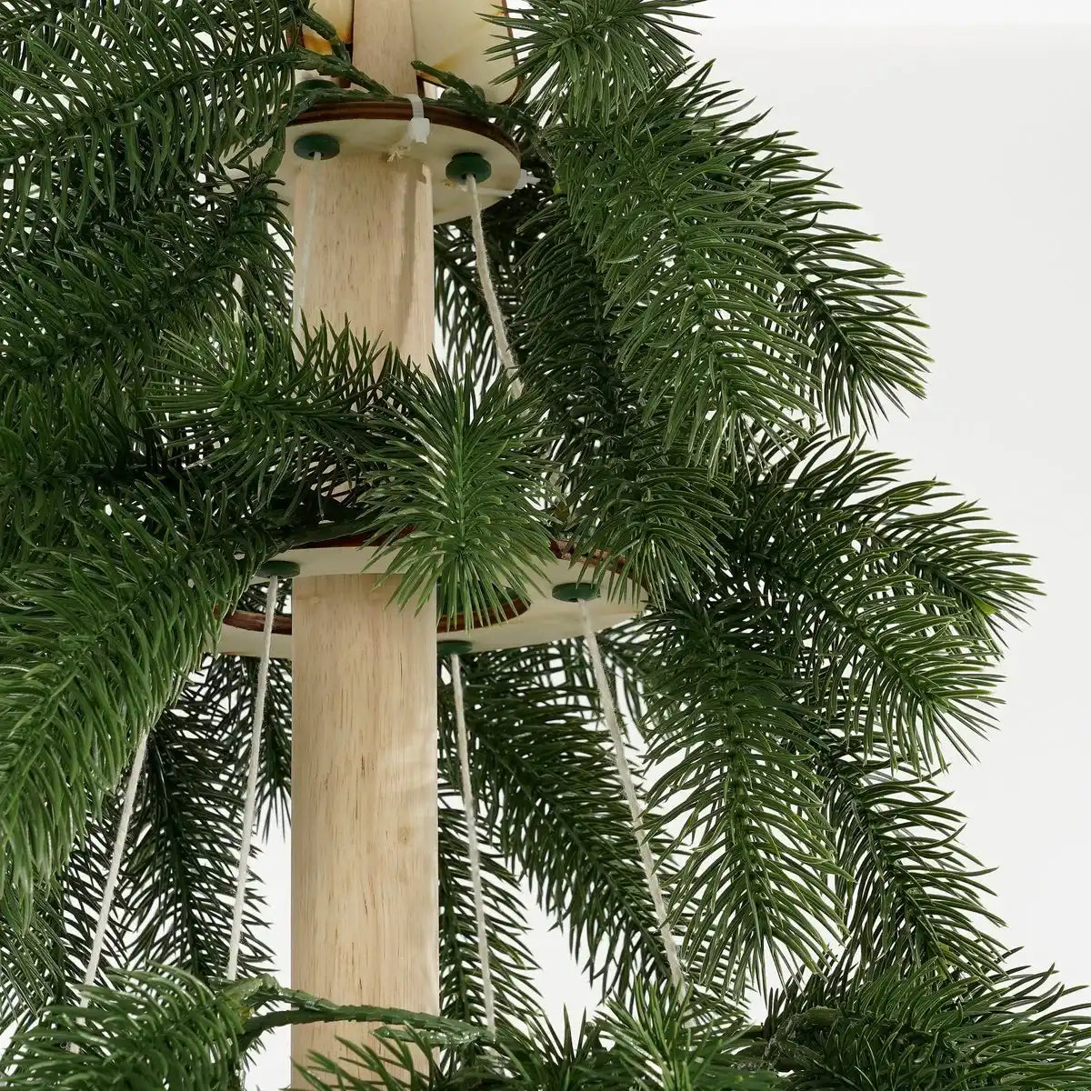 Künstlicher Weihnachtsbaum – H150 x Ø70 cm – Grün