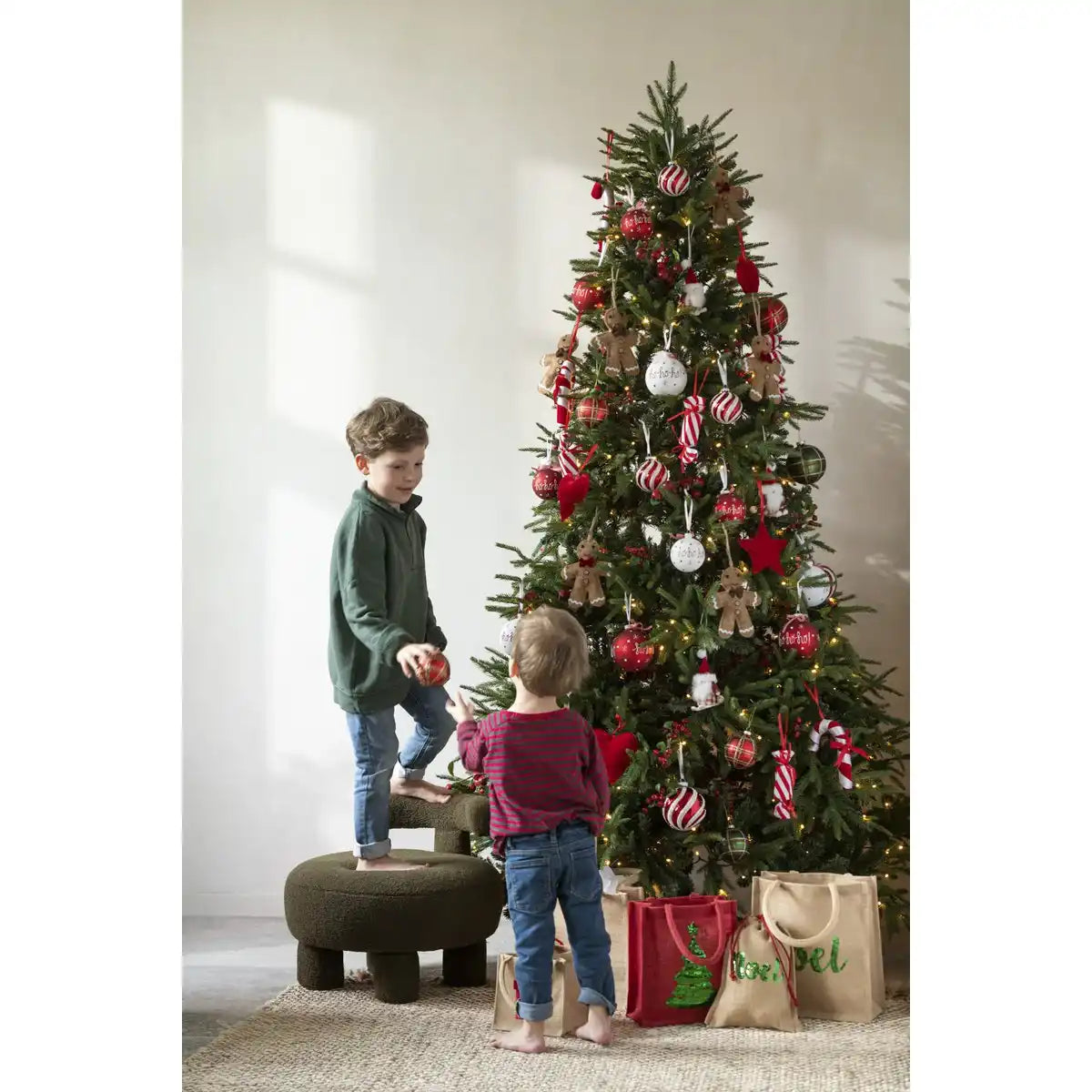 J-Line Weihnachtsbaum – Kunststoff – grün – LED-Lichter