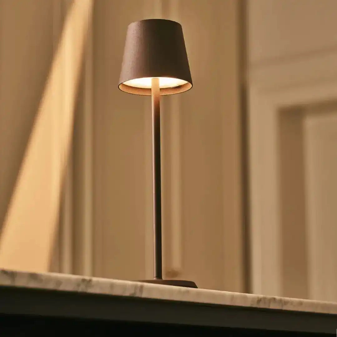 Jasper Mocha Brown - drahtlose Lampe mit Batterie -L -Metall, dimmbare und 3 Lichtstufen