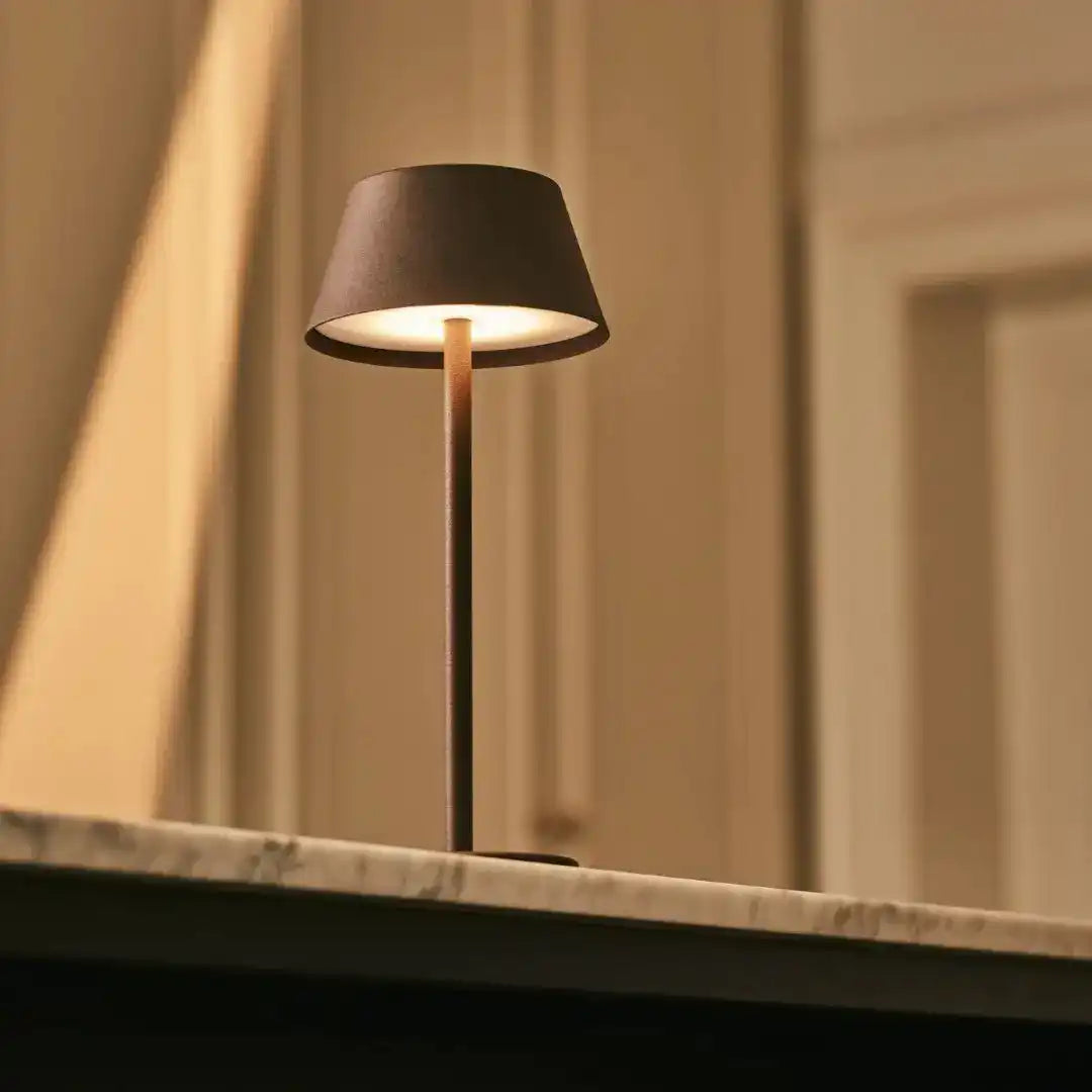 Milou Mocha Brown - Tischlampe ohne Kabel l moderne, Design- und 3 Lichtmodi