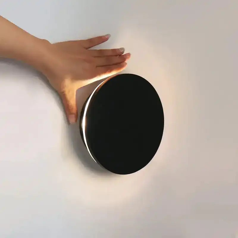 Lou Black Cordless Wall Light - wiederaufladbar und dimmbar mit Touch Control - 2700k warmes Licht