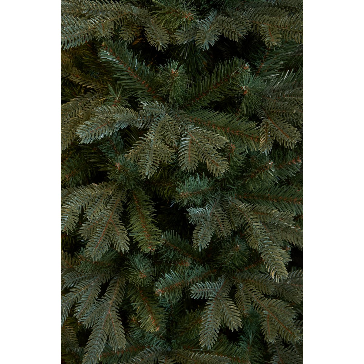 Schmaler künstlicher Weihnachtsbaum – H260 x Ø109 cm – Grün