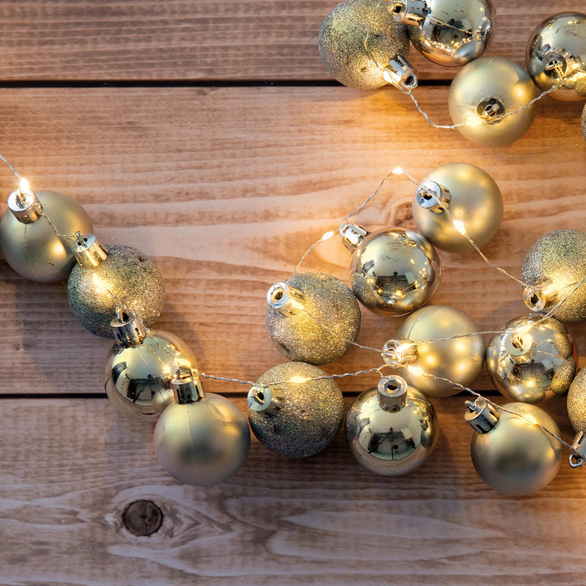 LED-Outdoor-Weihnachtslichterkette l: 250cm gold