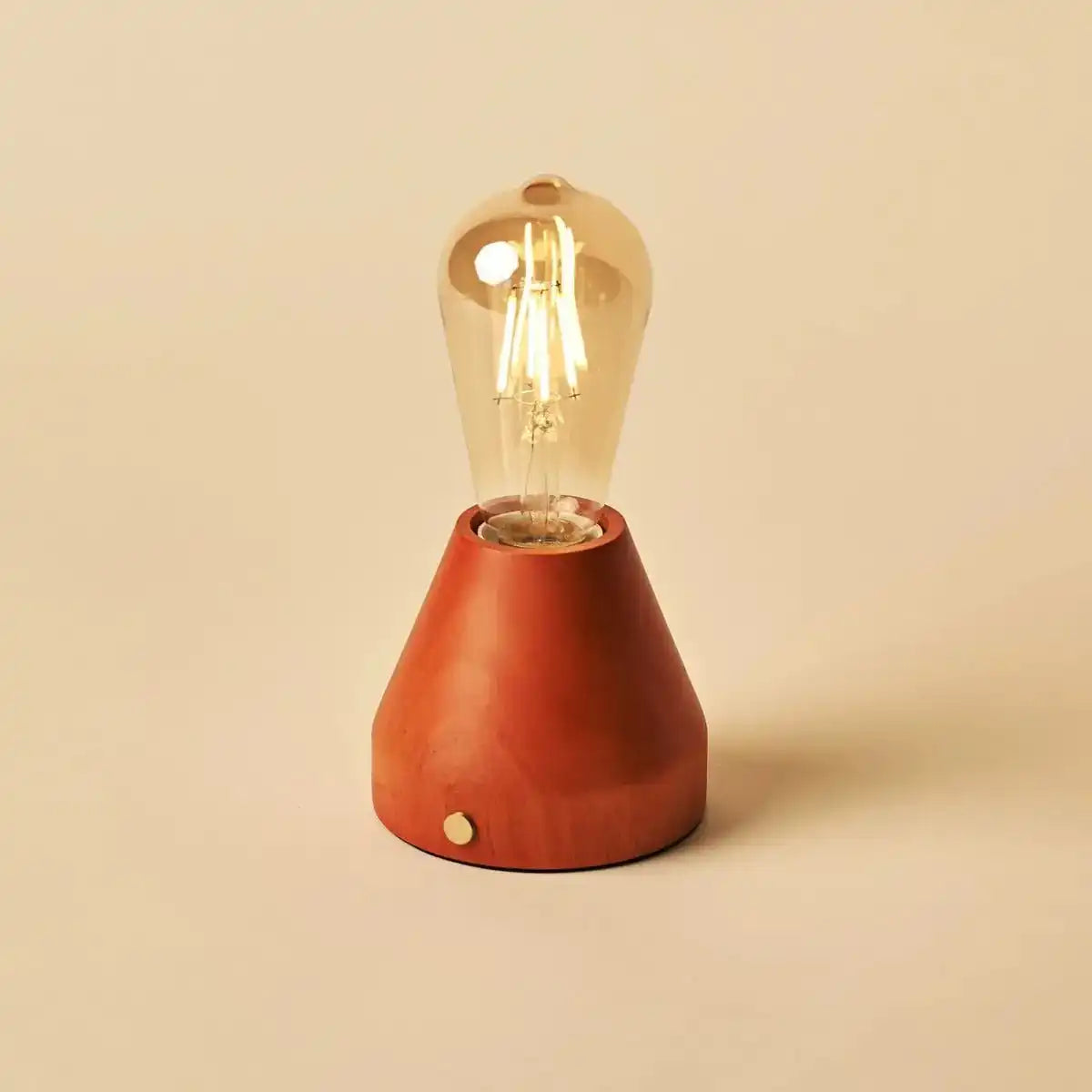 Zavi Chestnut Brown wiederaufladbare LED-Tischlampe-schnurlos, dimmbar, 100-Stunden-Batterie