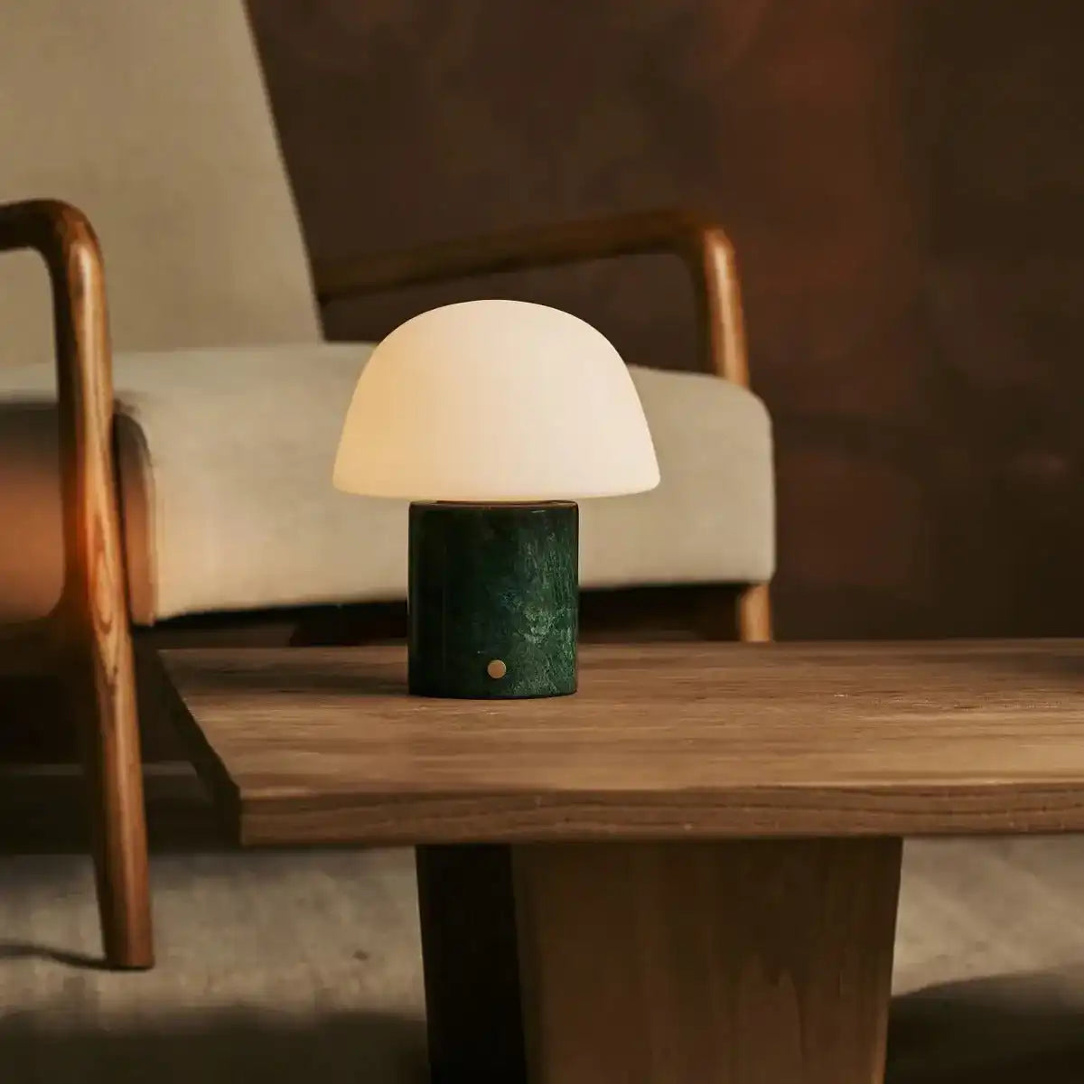 Maes Green / Verde Alpi - Elegante Marmorlampe, bis zu 100 Stunden Beleuchtung, stilvoll und funktional