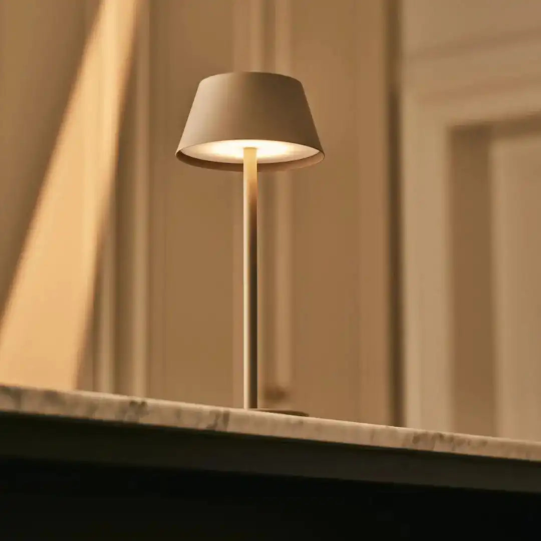 Milou Koala Brown - Tischlampe ohne Kabel l moderne, Design- und 3 Lichtmodi