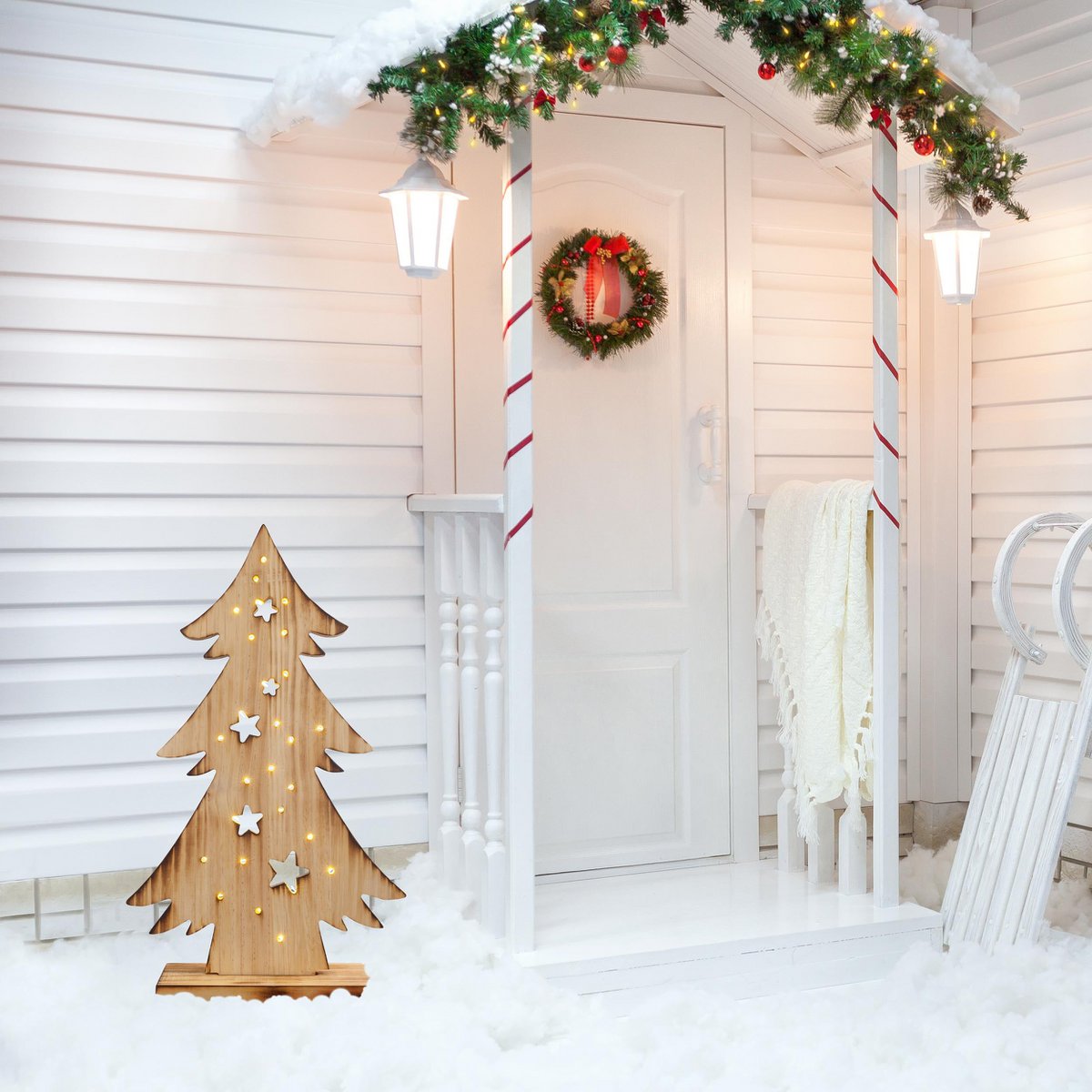 LED-Holz-Dekoleuchte "TANNENBAUM" klein, aus naturbelassenem Holz mit festverbauten LEDs, Weihnachtsdekoration für Außen