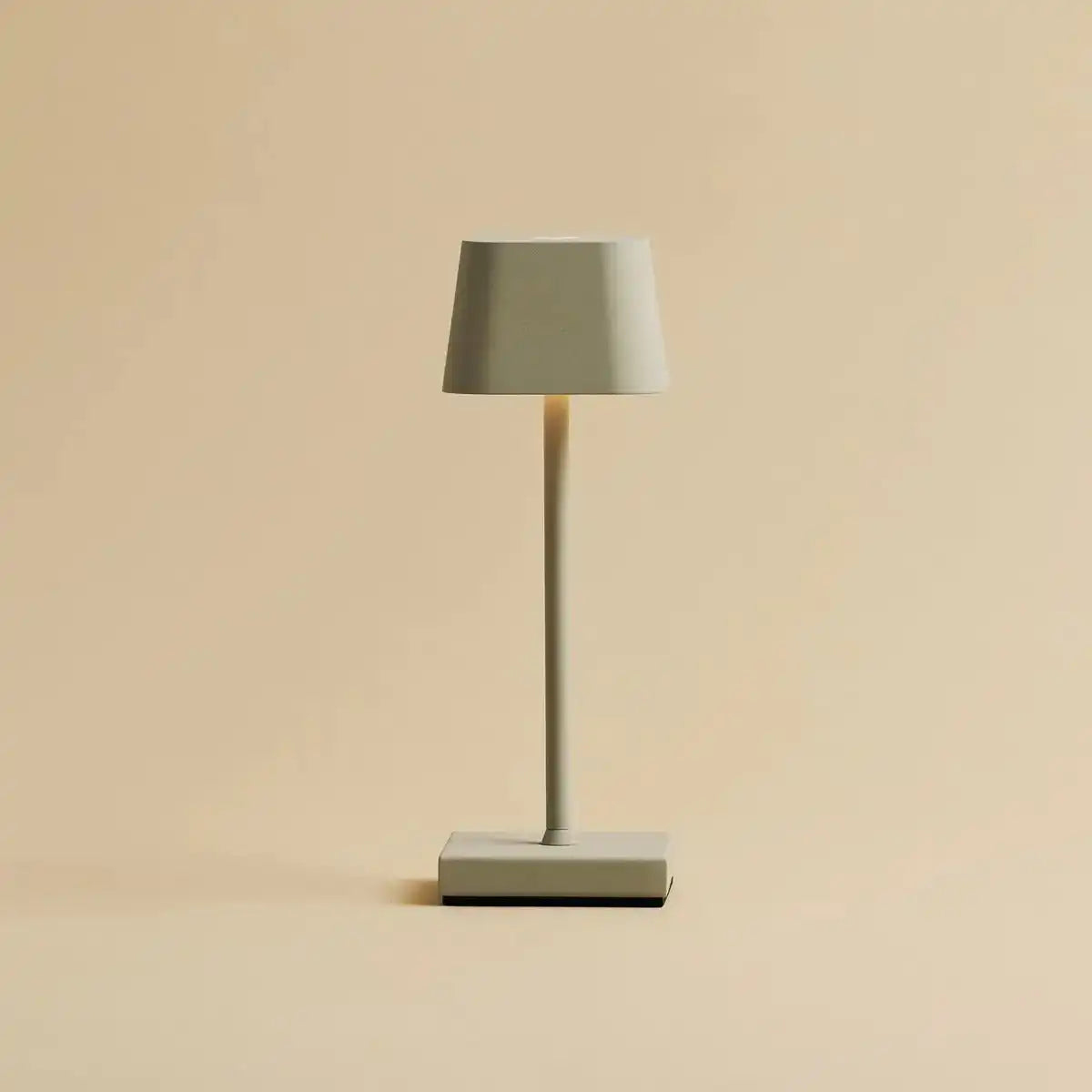 Sarphati Mini Shadow Grey Cordless Tischlampe -drahtlos überladbar über Ladestation, dimmbare Lampe und 3 Lichtmodi
