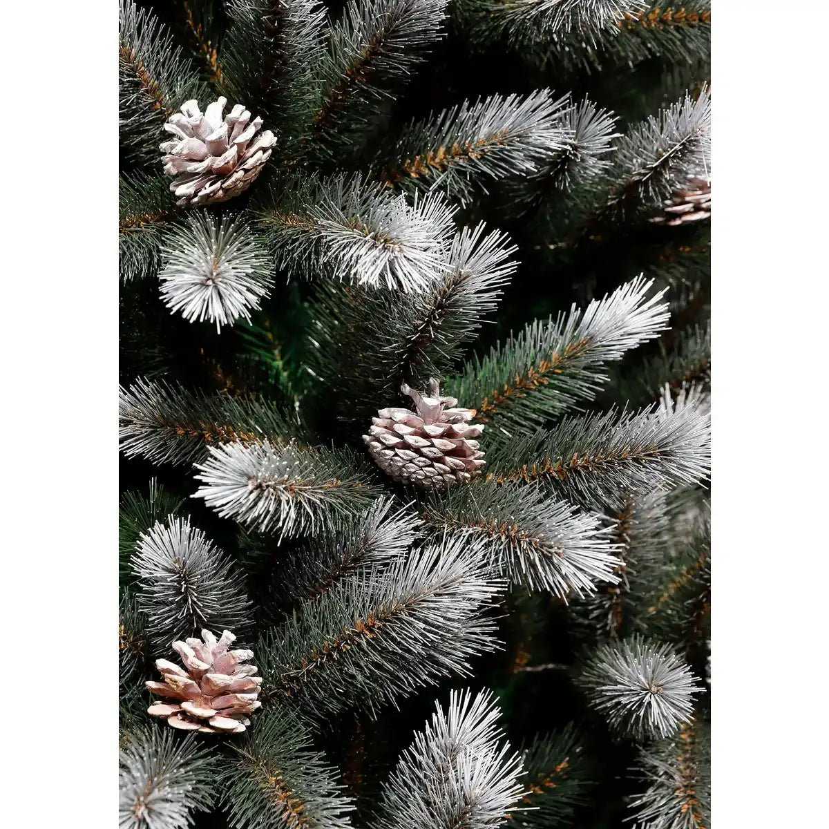 Künstlicher Weihnachtsbaum mit LED-Beleuchtung – H215 x Ø117 cm – Grün gefrostet