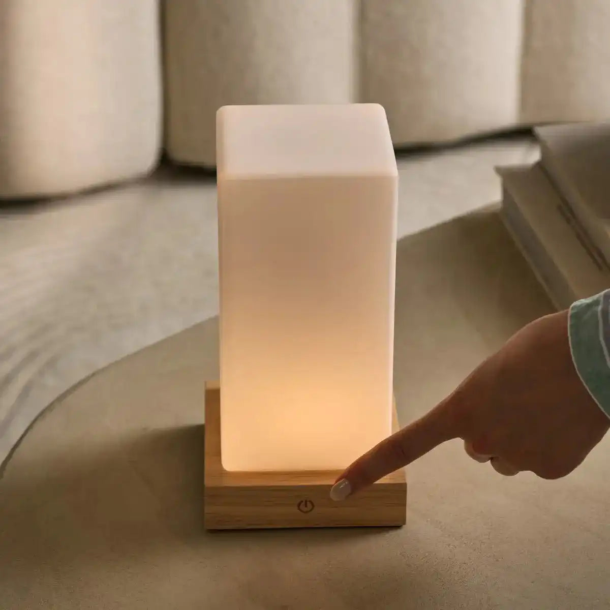 Zayn Hellbraun Holz wiederaufladbare Lampe dimmabel & kabellos & gute Batterie