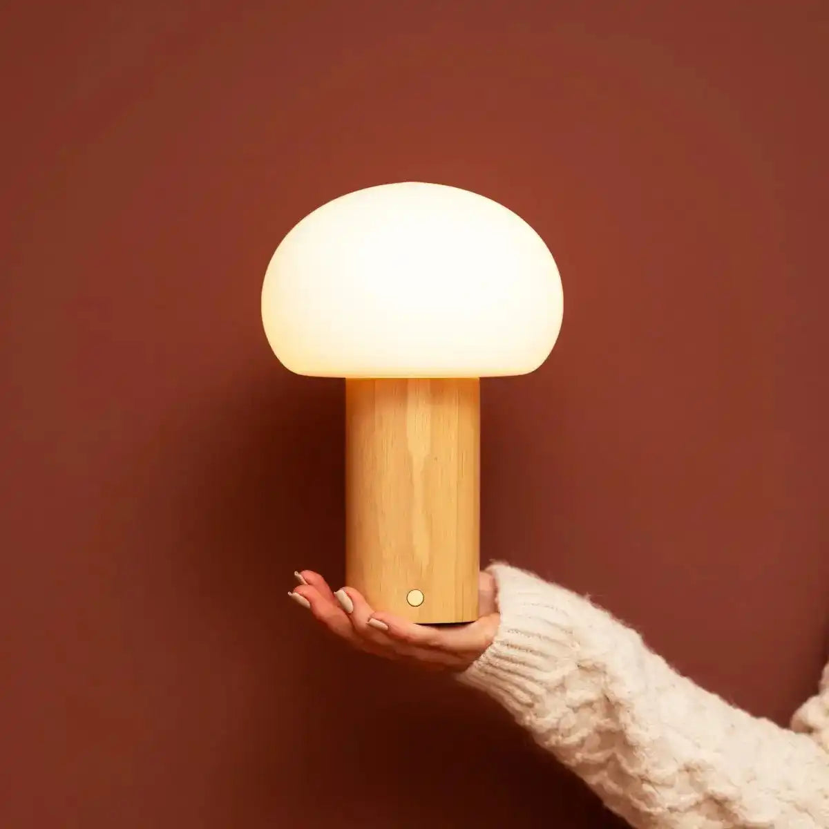 Sam hellbraunes Holztischlampe mit Glas & wiederaufladbarem Akku | Dimmbare und vielseitige Beleuchtung