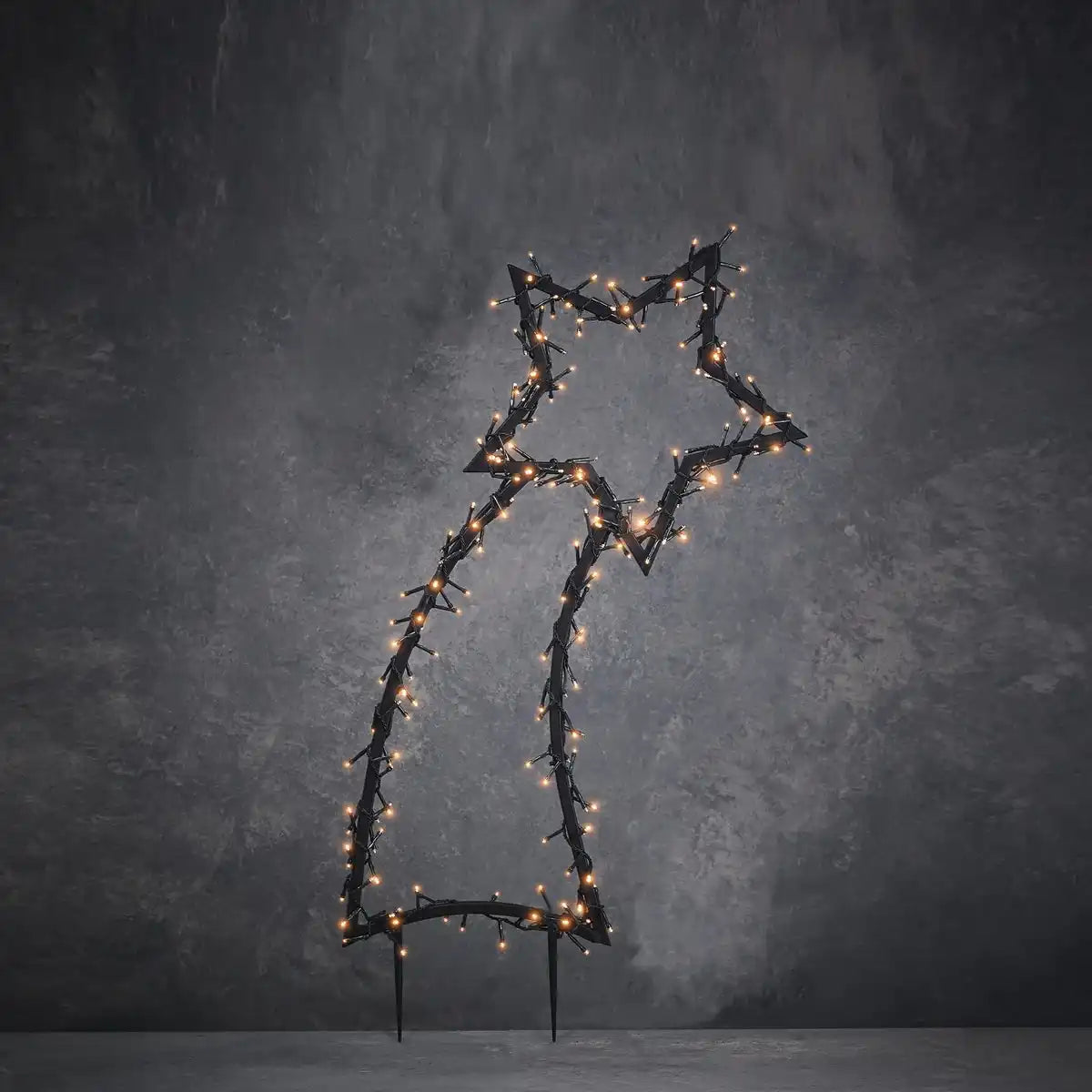 Star Gartenstecker mit warmer weißer LED -Beleuchtung - L45 x H101 cm - Schwarz