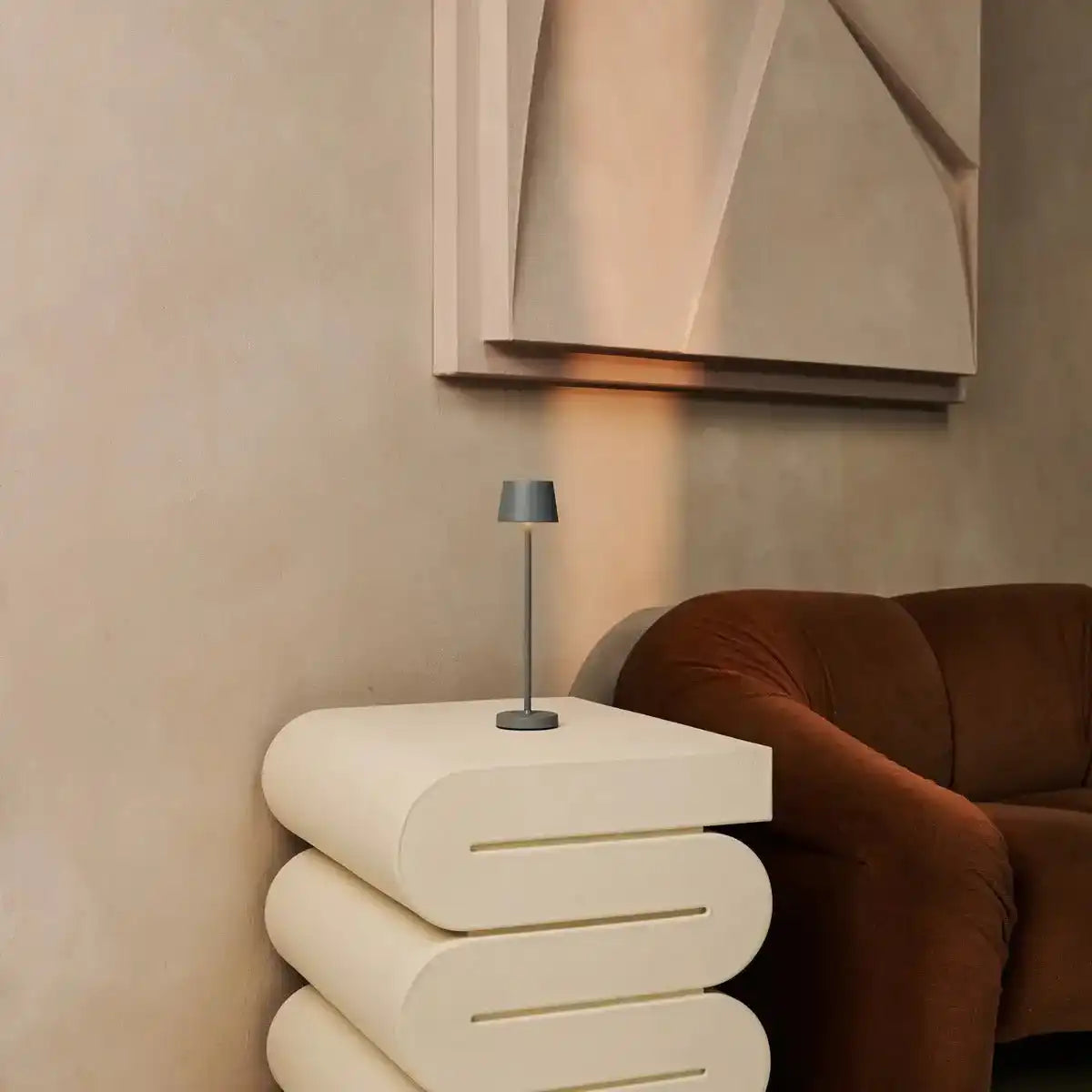 Vondel Mini Mouse Grey wiederaufladbar und schnurlose Lampe perfekt für die Gastgewerbebranche - drahtlos wiederaufladbar über Ladestation