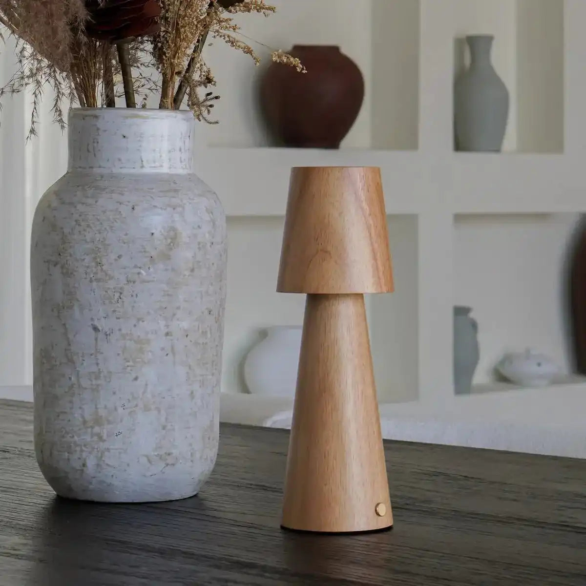 Lucas wiederaufladbare Tischlampe – kabellos, dimmbar und USB-C-Aufladung