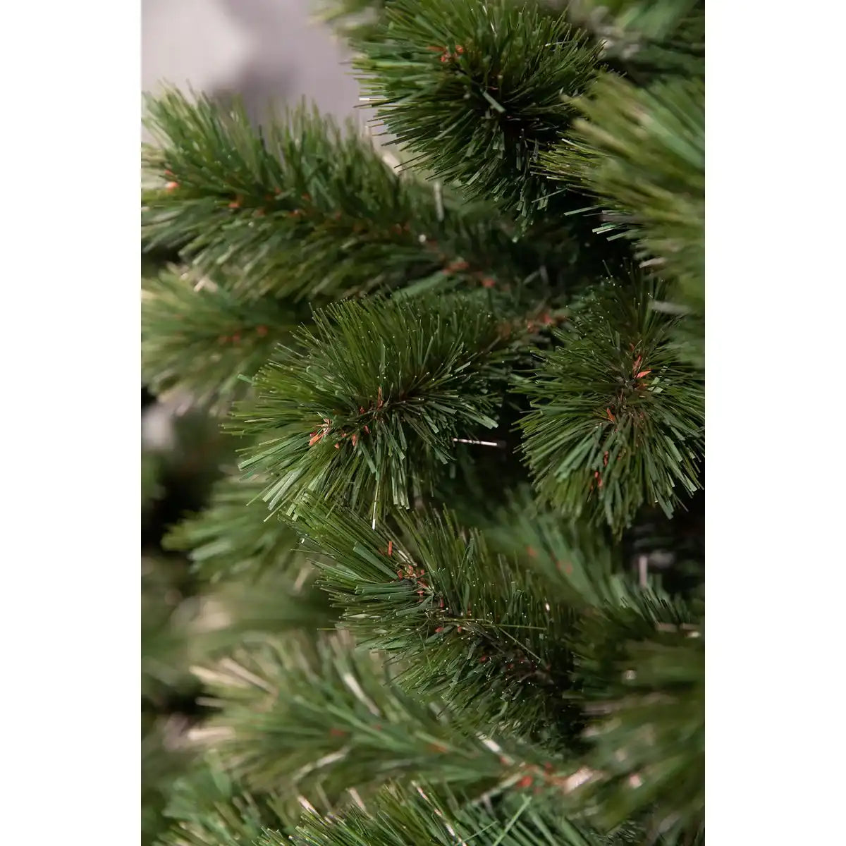 Tsuga Künstlicher Weihnachtsbaum – H215 x Ø137 cm – Grün