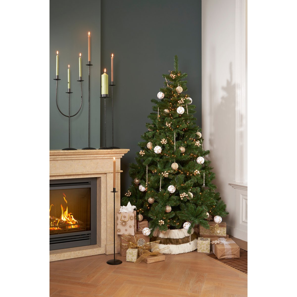 Forrester Künstlicher Weihnachtsbaum – H215 x Ø135 cm – Grün