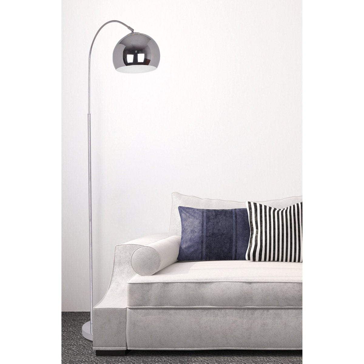 Stehleuchte "STYLE", Retro Klassiker Stehlampe mit Bogen aus chromfarbenem Metall mit, E27-Fassung, 146 cm hoch, ideal für Esszimmer, Wohnzimmer und Büro.