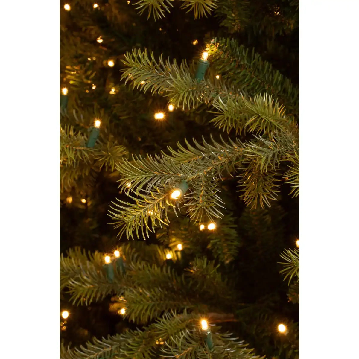 Künstlicher Weihnachtsbaum mit LED-Beleuchtung – H185 x Ø130 cm – Grün