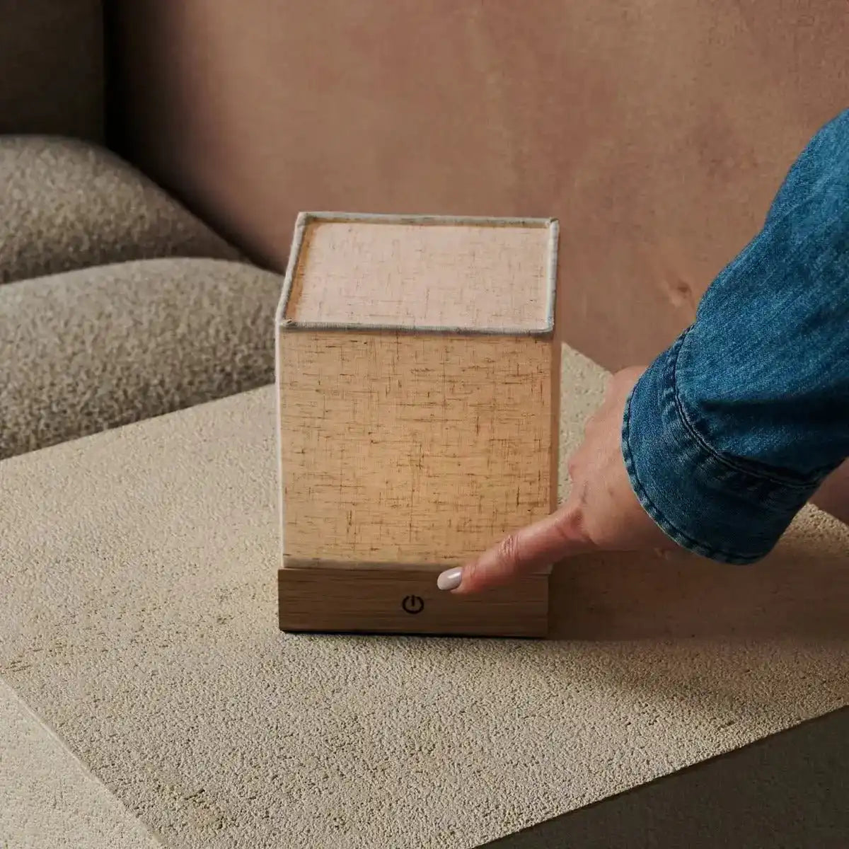 Zano hellbraune drahtlose Lampe mit Holz und Leinen - Stimmungsbeleuchtung, LED -Tischlampe mit Batterie