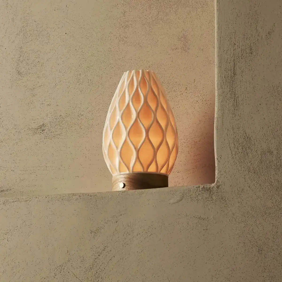 Vela Hellbraun schnurloser Tischlampe in 3D-gedrucktem Porzellan-wiederaufladbar, dimmbar und bis zu 100 Stunden Licht