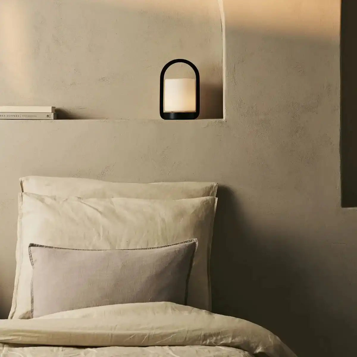 George dunkelbraune Holzlampe – wiederaufladbar, dimmbar und tragbar