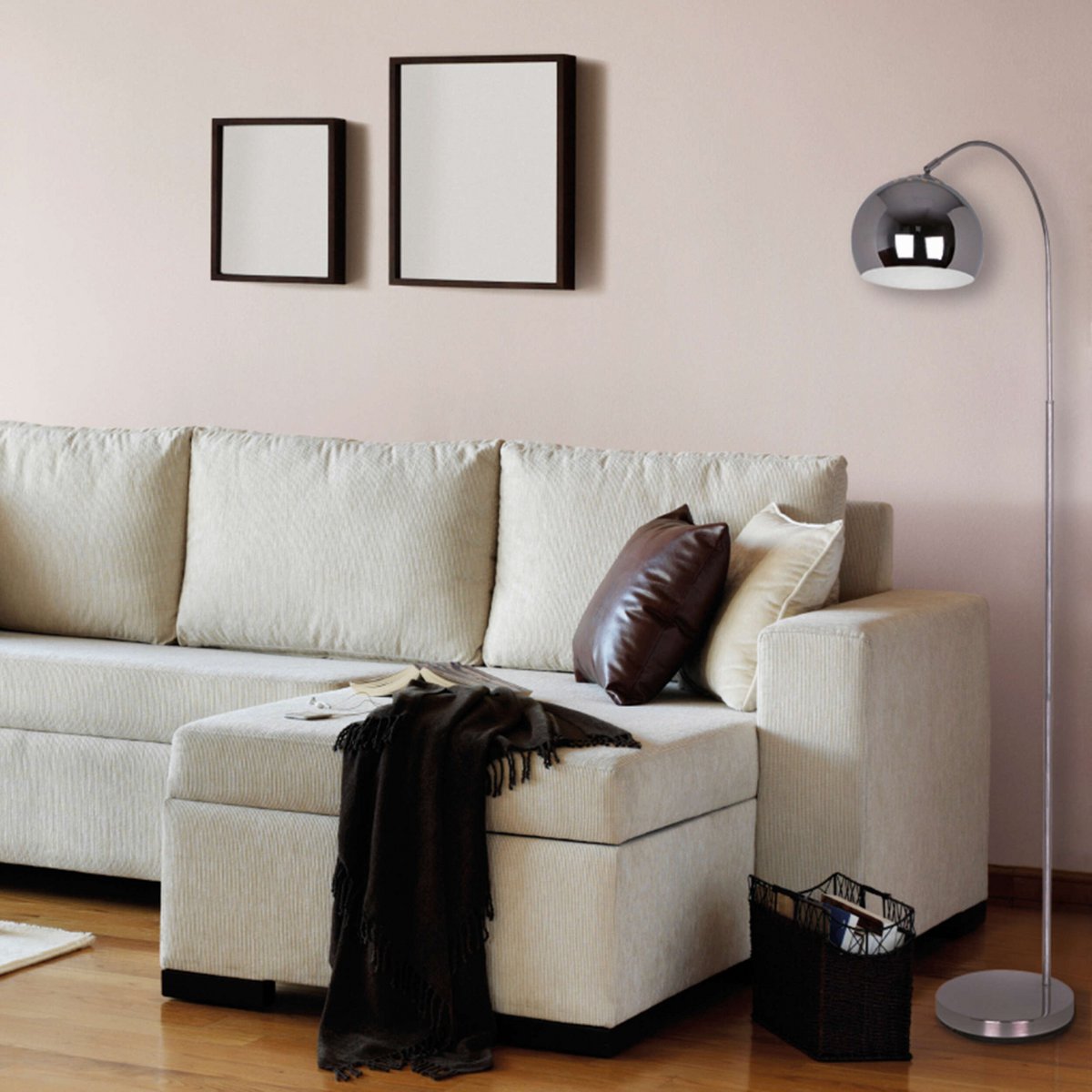 Stehleuchte "STYLE", Retro Klassiker Stehlampe mit Bogen aus chromfarbenem Metall mit, E27-Fassung, 146 cm hoch, ideal für Esszimmer, Wohnzimmer und Büro.
