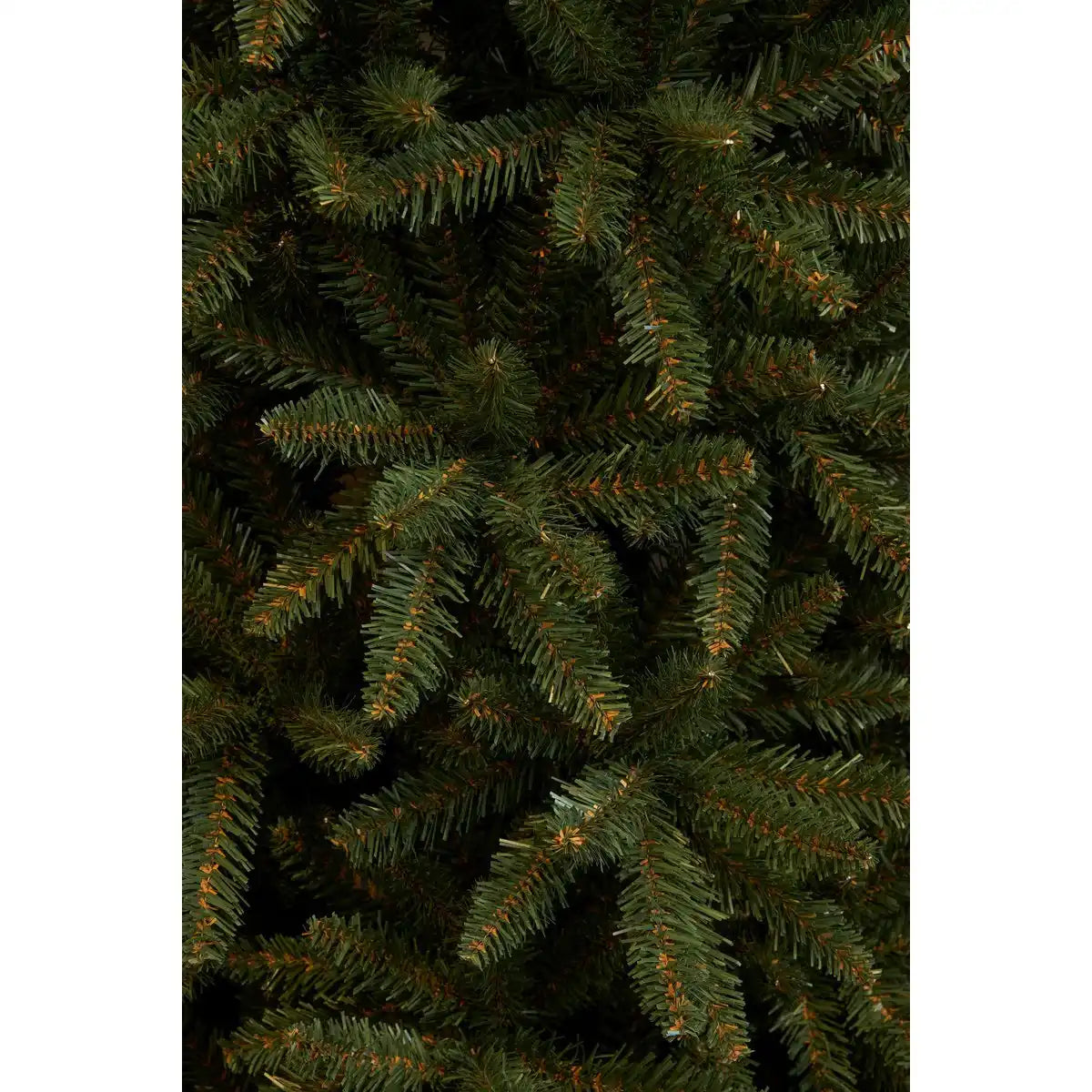 Schmaler künstlicher Weihnachtsbaum Matterhorn – H260 x Ø109 cm – Grün