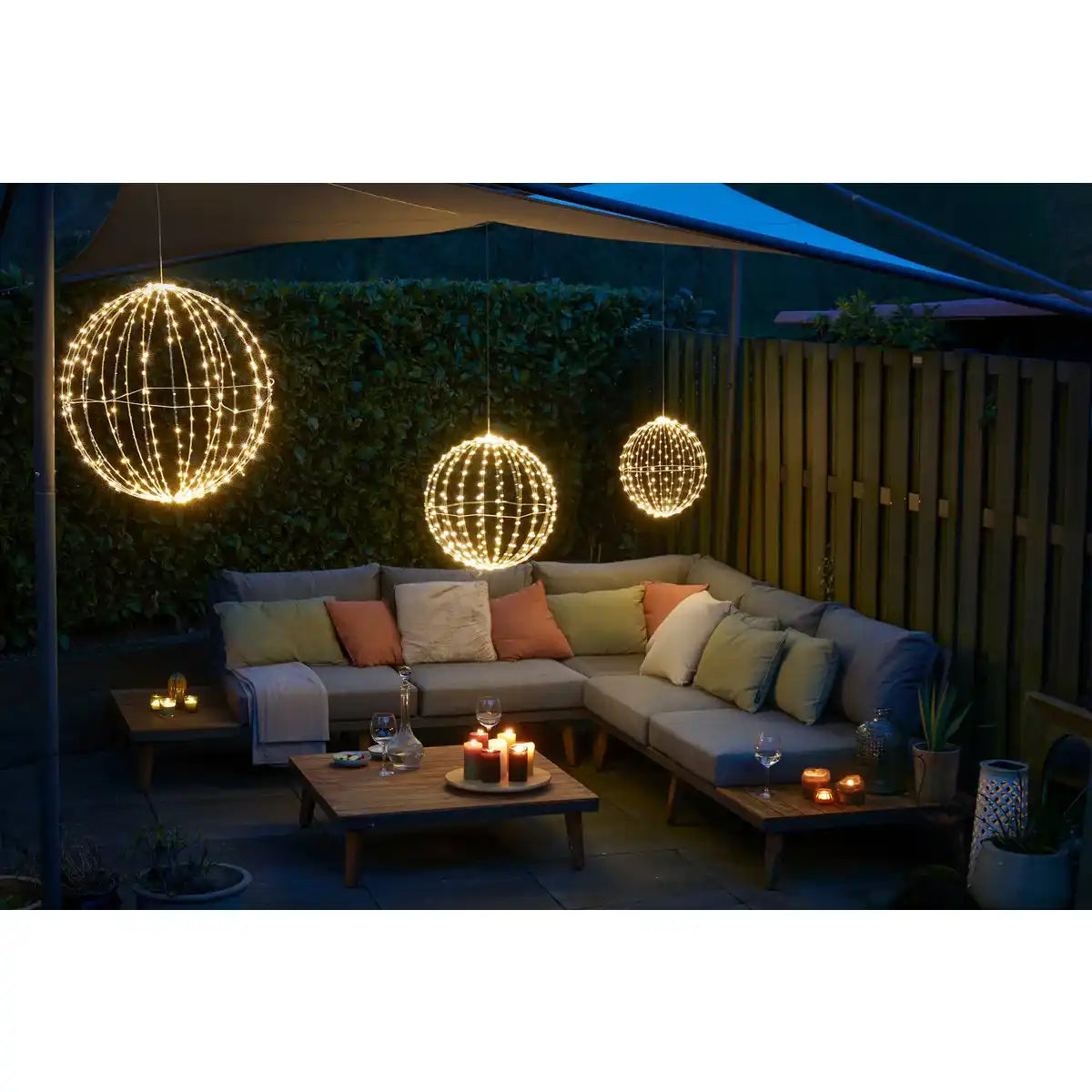 Weihnachtsbeleuchtungskugel mit klassischen weißen LED-Lichtern - Ø40 cm - Silber