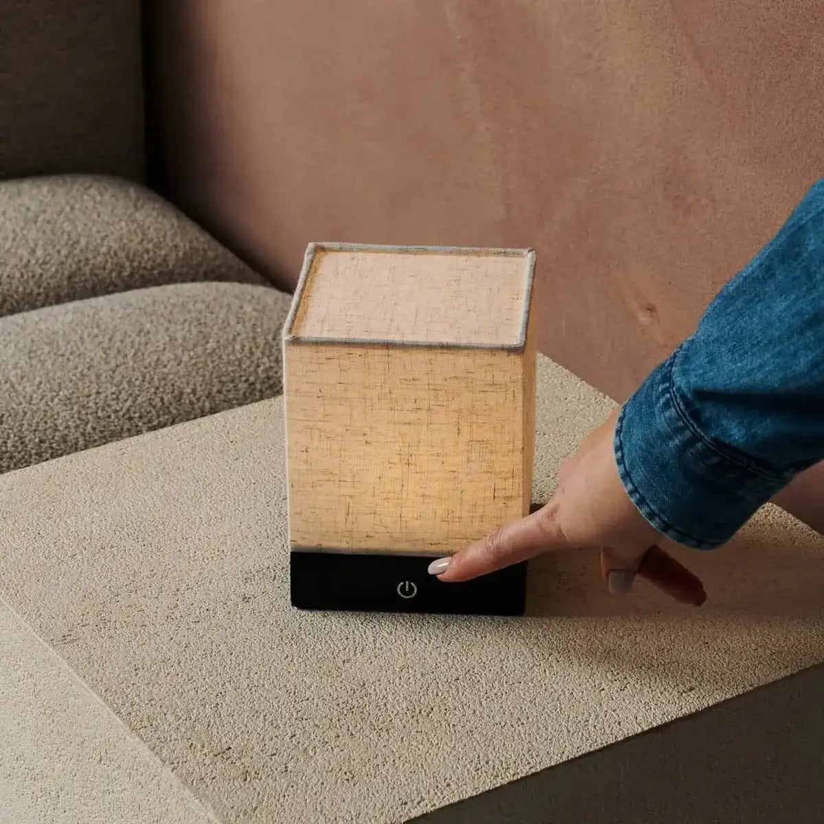 Zano schwarze drahtlose Lampe mit Holz und Leinen - Stimmungsbeleuchtung, LED -Tischlampe mit Batterie