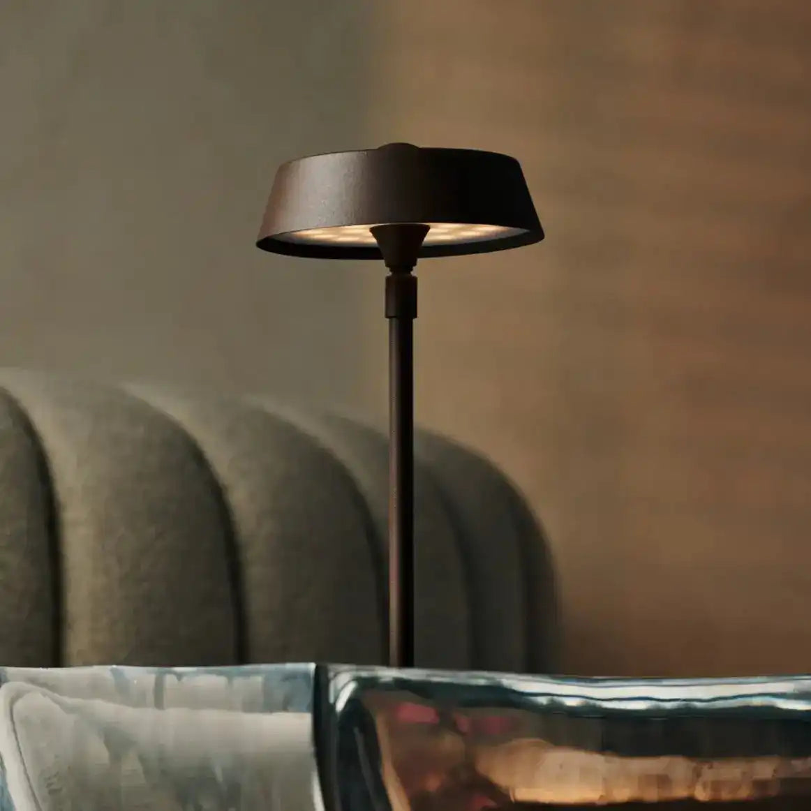 Luca Mocha Brown - USB wiederaufladbare Lampe l minimalistisch, verspielt und dimmbar