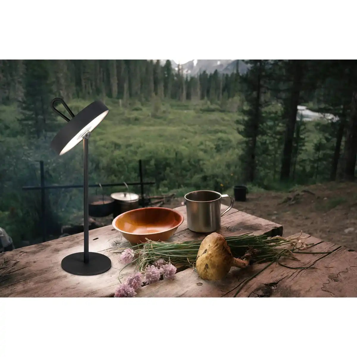 LED-Akku-Tischleuchte magnetisch "ELLA" für Außen und Innen, aus Metall und Kunststoff in Schwarz, 35 cm hoch