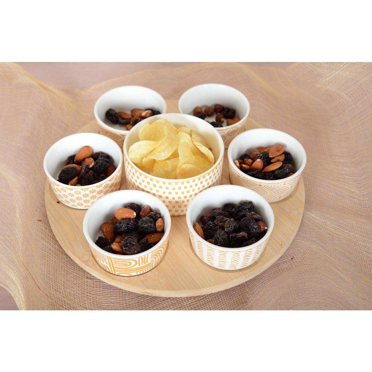 APERITIF-SET MIT 7 BECHERN AUF RUNDEM HOLZTABLETT - HomeDesign Knaus