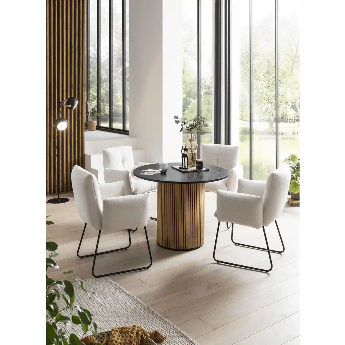 Armlehnstuhl Bouclé Stoff Weiß - HomeDesign Knaus