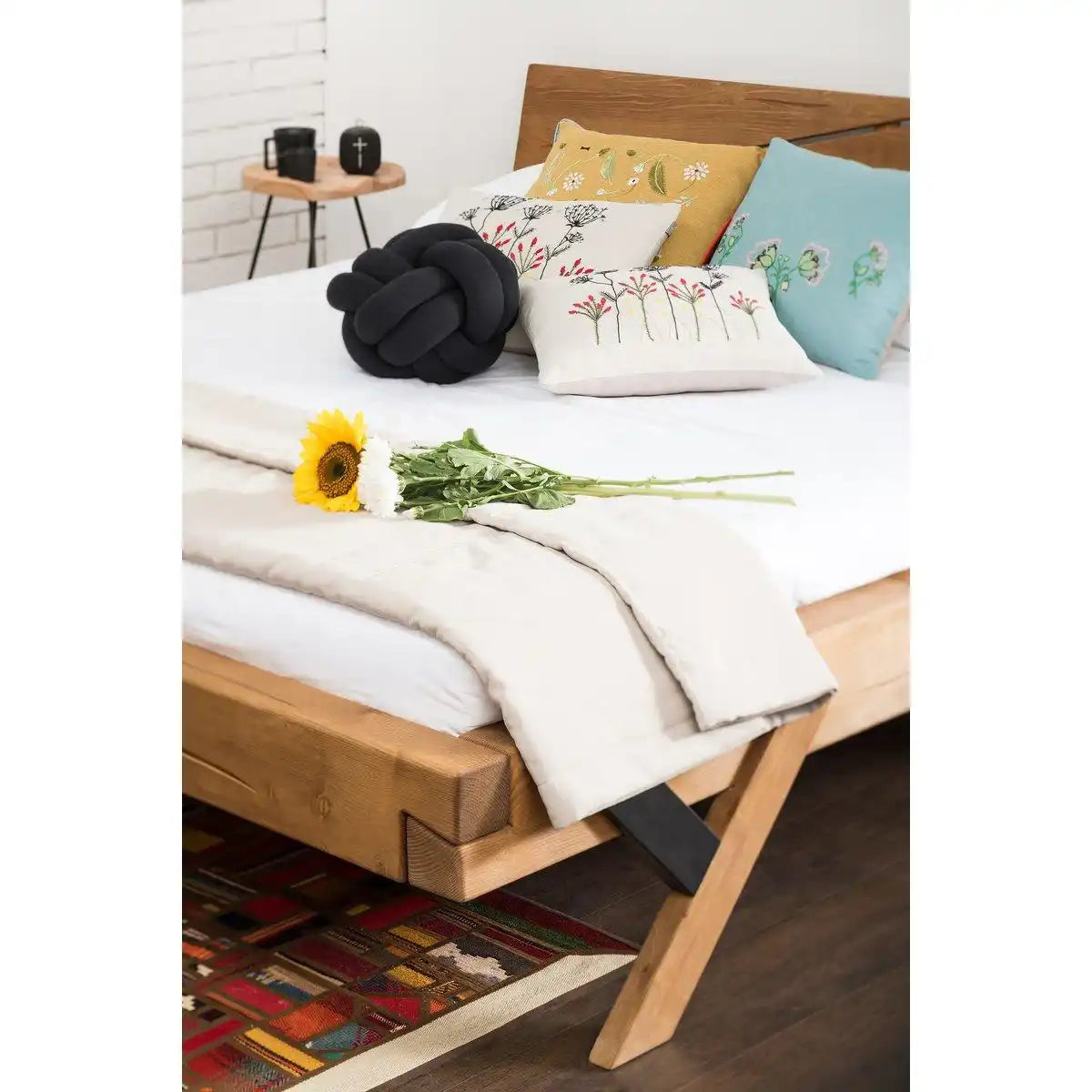 Balkenbett 200 x 200 cm - HomeDesign Knaus