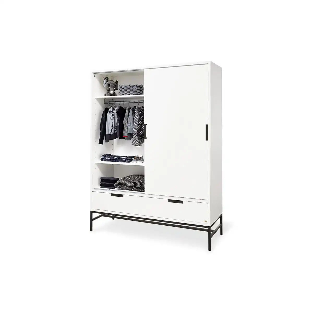 Baumschule 'Steel' extra breit groß
3-teilig: Kinderbett, extra breite Wickelkommode, großer Kleiderschrank - HomeDesign Knaus