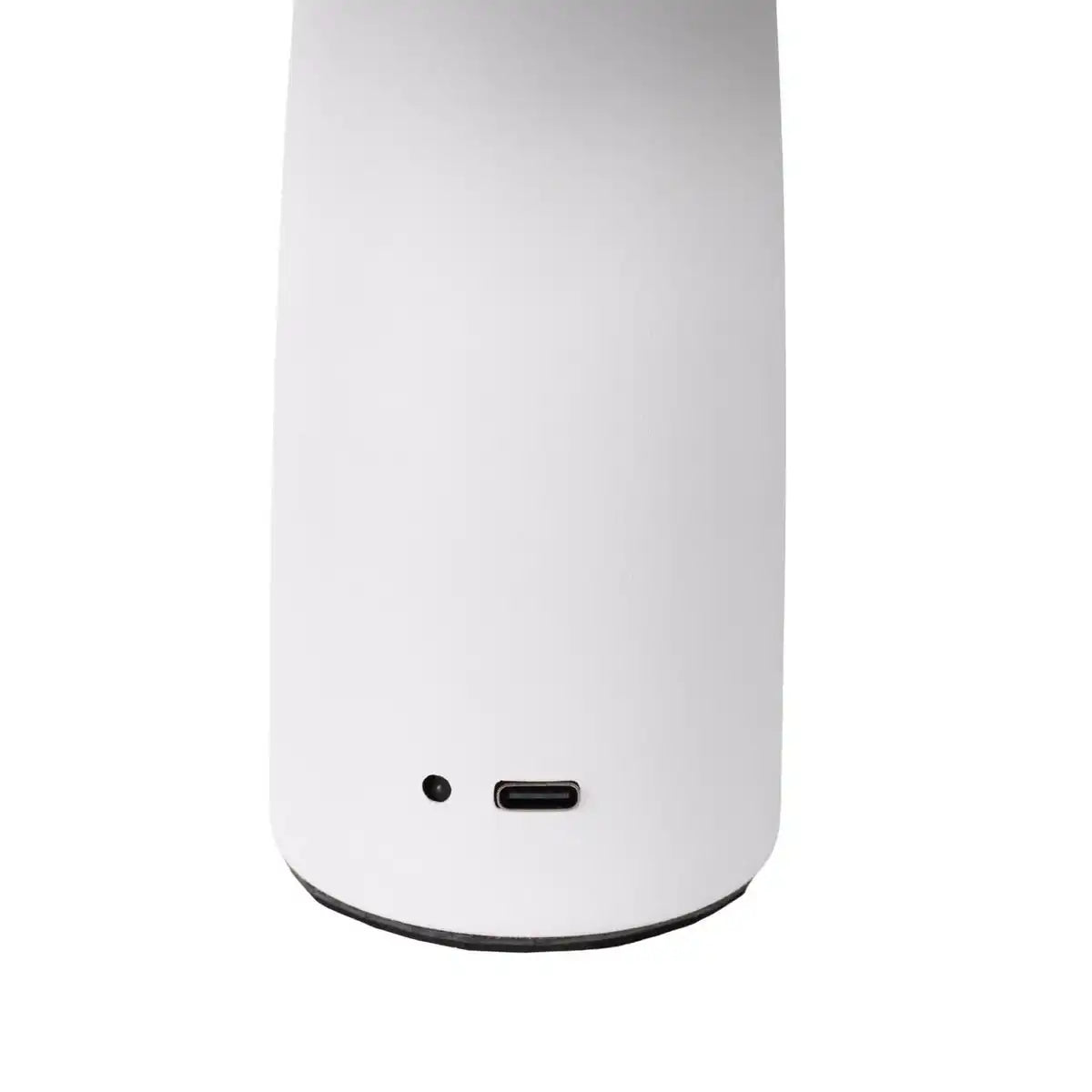 Akku-Tischleuchte "PILU", 16,5 cm hoch, oben Ø von 15 cm, Metall in Weiß, weißer Kunststoff, integrierten LEDs,280 Lumen, dimmbar per Berührungssensor, warmweiß